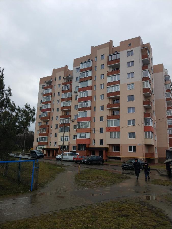 Однокімнатна Квартира В Новобудові По Мельника Ρίβνε Εξωτερικό φωτογραφία